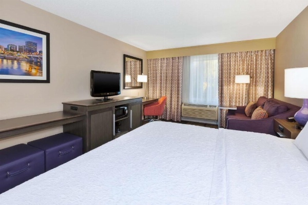 Hampton Inn By Hilton Waterbury image 14